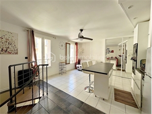 duplex-triplex à la vente -   83400  HYERES, surface 50 m2 vente duplex-triplex - UBI476123900
